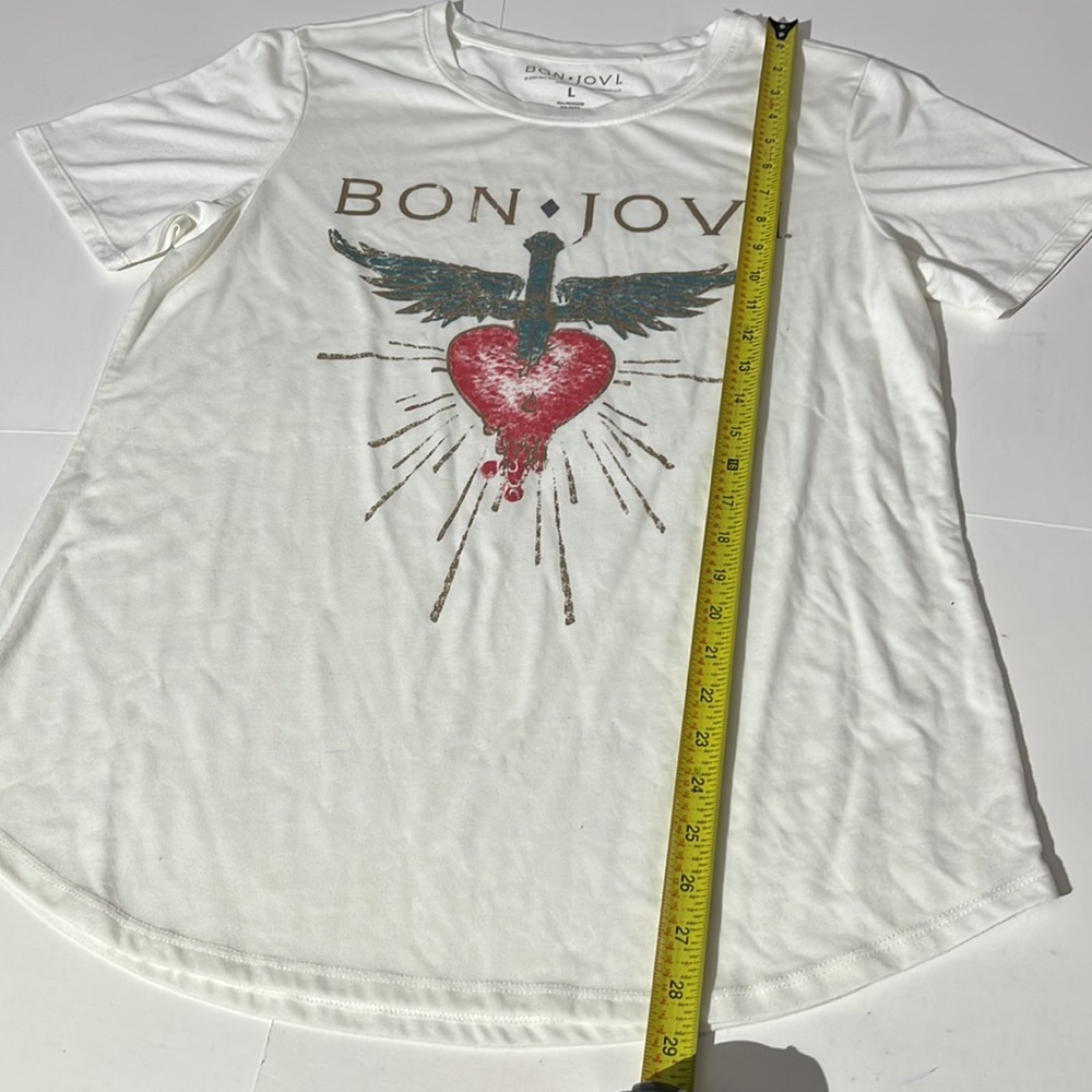 Bon Jovi White Band Graphic Tee Womens Top T-shirt Large Sword Angel Wings Heart - Picture 4 of 5
